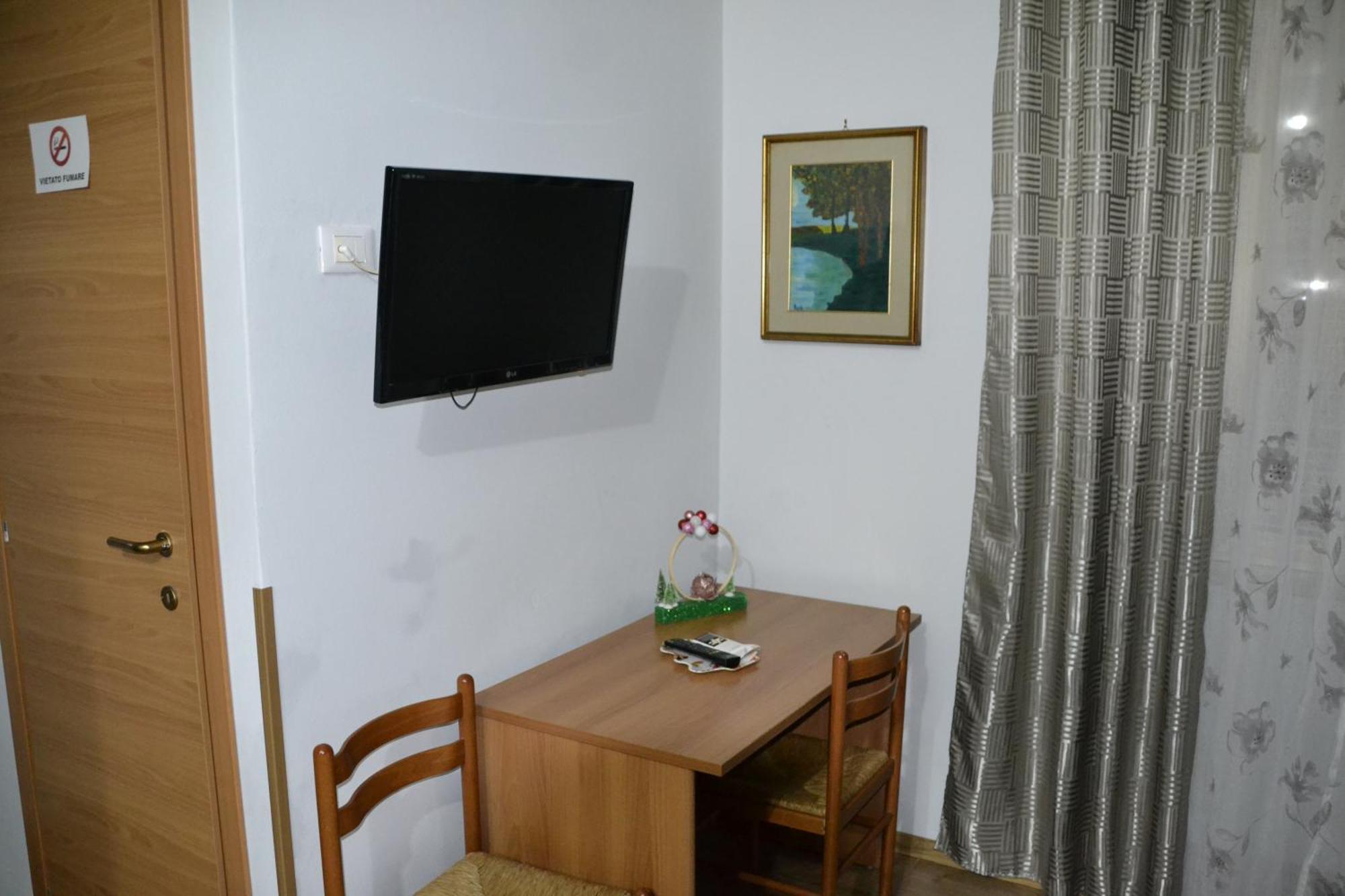 Aurora Boreale Otel Roma Dış mekan fotoğraf