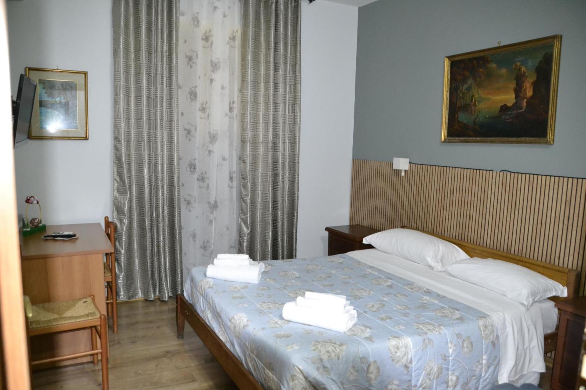 Aurora Boreale Otel Roma Dış mekan fotoğraf